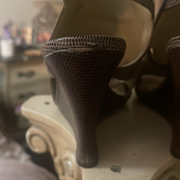 Brown Wedges - Picture 5 of 8